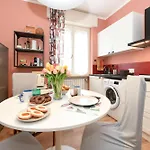 Garden Apartment *